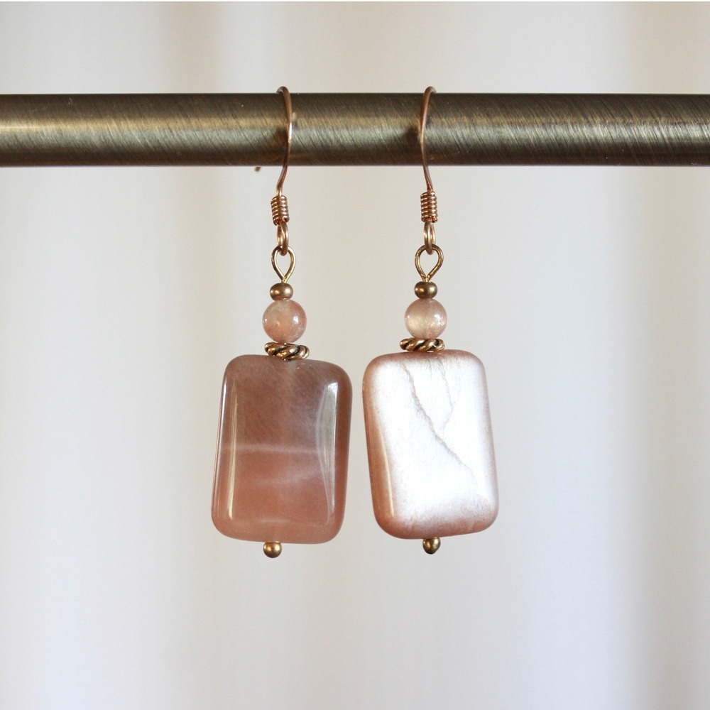 Peach Moonstone Rectangle Drop Earrings Gold Tone Boho Artisan Dangle J9